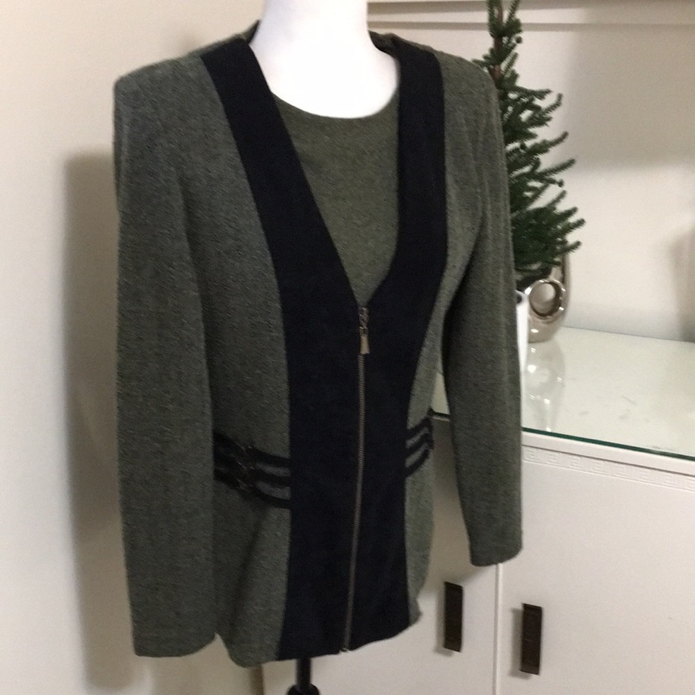 Vintage Green Fooler Top Size 6